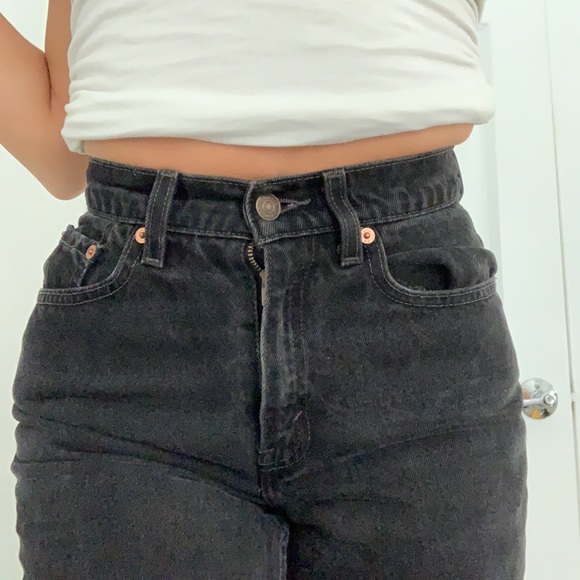 Vintage Black Size 4 Levi Jeans - Picture 4 of 4